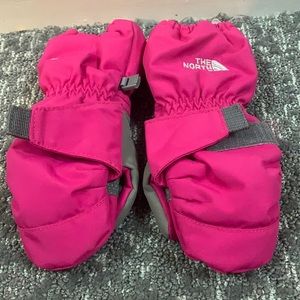 North face gloves never worn